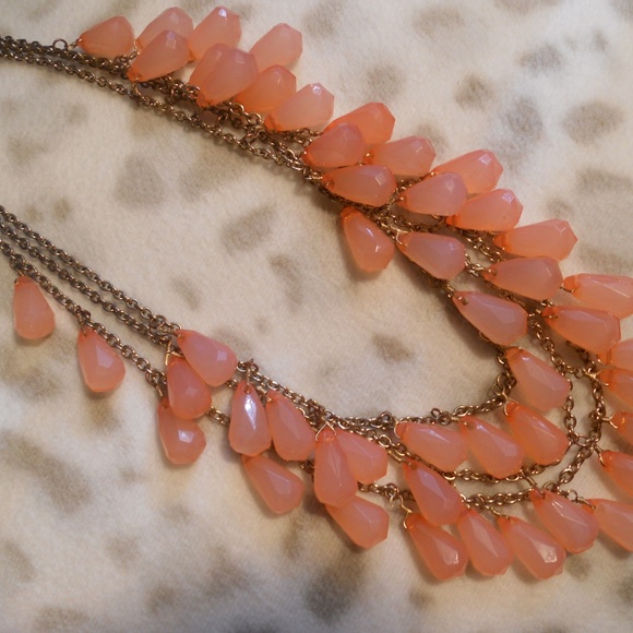 (2) Pink Necklaces - Picture 2 of 5